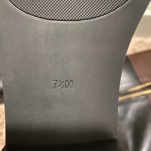 Michael Kors Boots - Picture 4 of 4